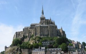 - FRANCIA 1