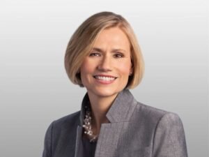 Hooper Kristina Invesco